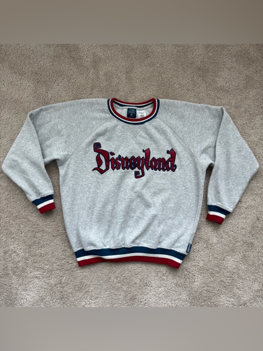 Disneyland 70th Anniversary Vault Collection Crewneck Women Sz Medium